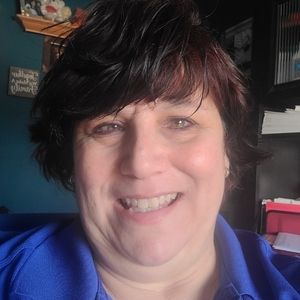 Meet your Posher, Renee